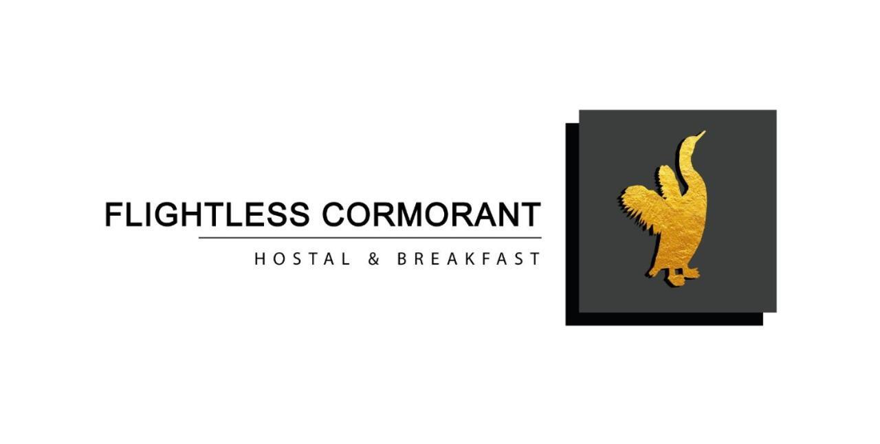 Hostal Cormorant Flightless プエルトアヨラ エクステリア 写真